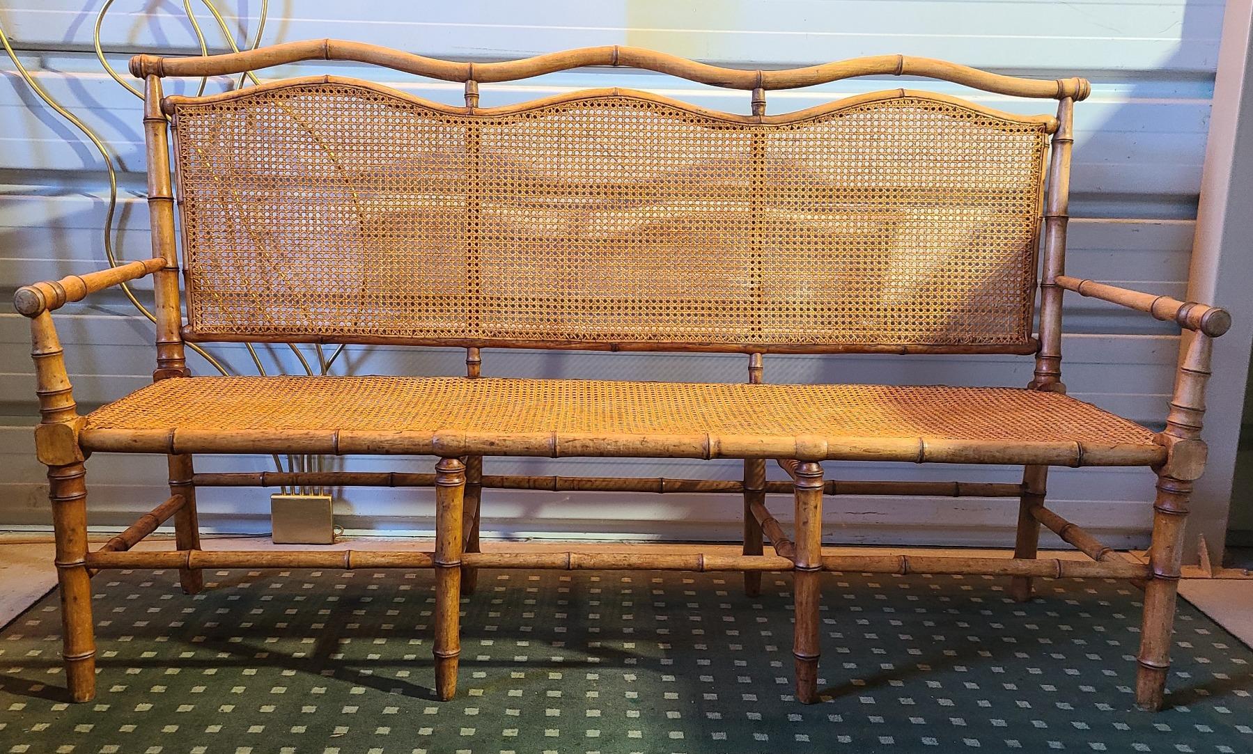 BANQUETTE 1900 EN BOIS IMITATION BAMBOU ET CANNAGE