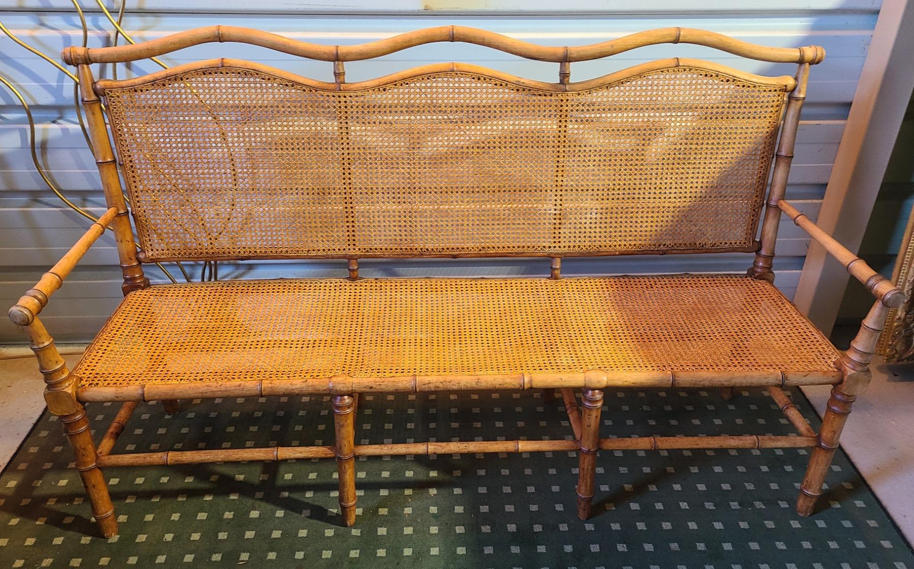 BANQUETTE 1900 EN BOIS IMITATION BAMBOU ET CANNAGE