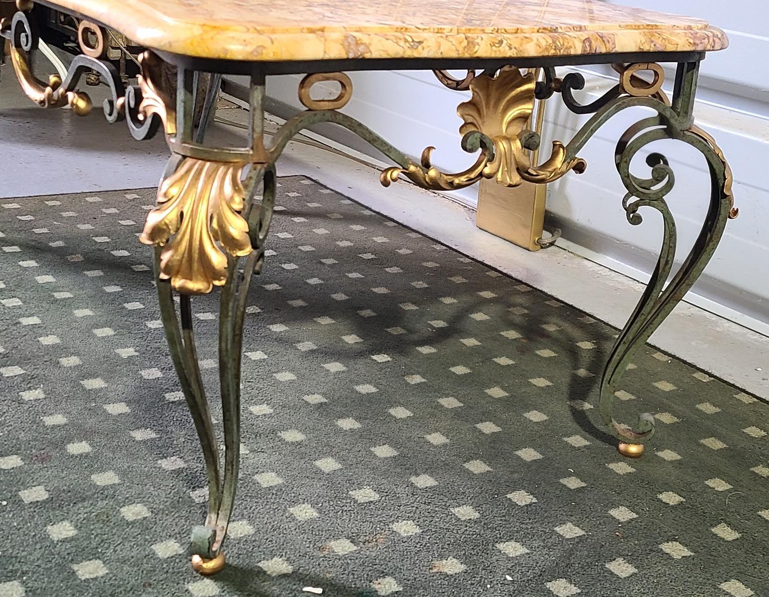 TABLE BASSE FER FORGE ET MARBRE 1950 