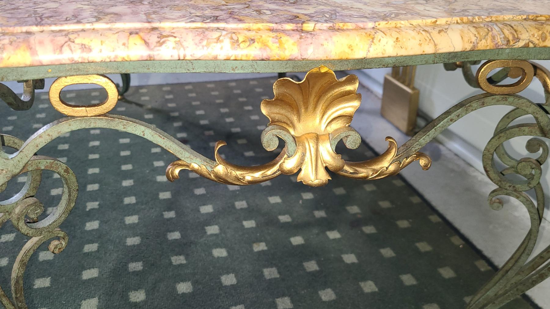 TABLE BASSE FER FORGE ET MARBRE 1950 